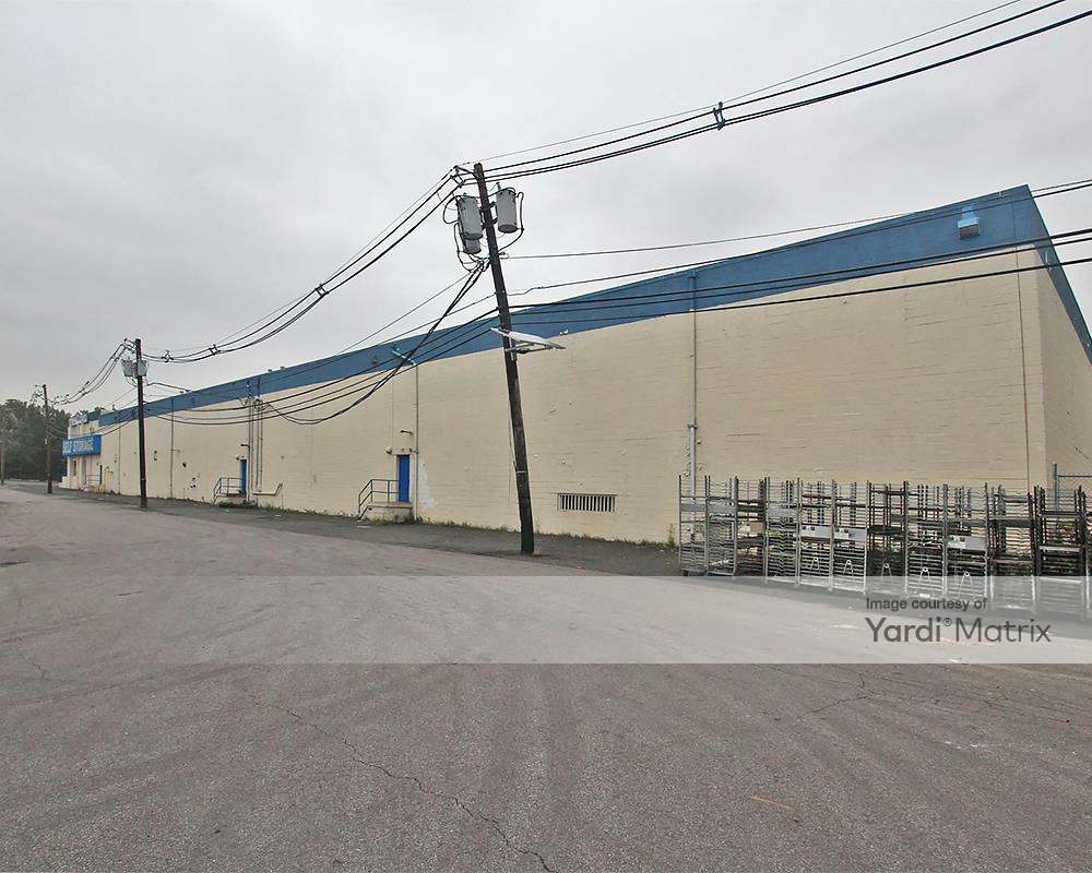 City Closet Storage 2395 Springfield Avenue, Vauxhall RENTCafé